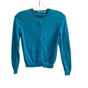 Uniqulo Women’s Blue Fitted Knit Cardigan Size Small Button Up Y2K